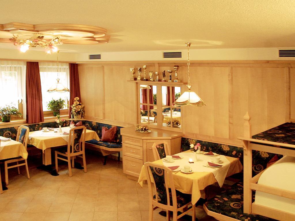Garni Appartement Alpenresidence カディピエトラ 部屋 写真