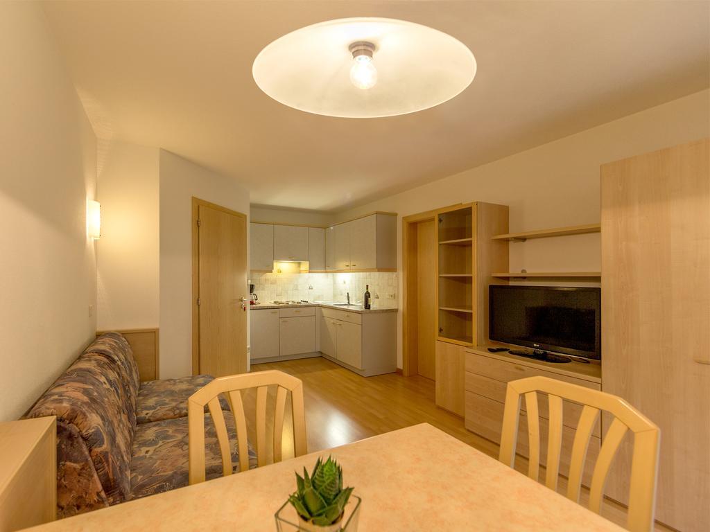 Garni Appartement Alpenresidence カディピエトラ 部屋 写真