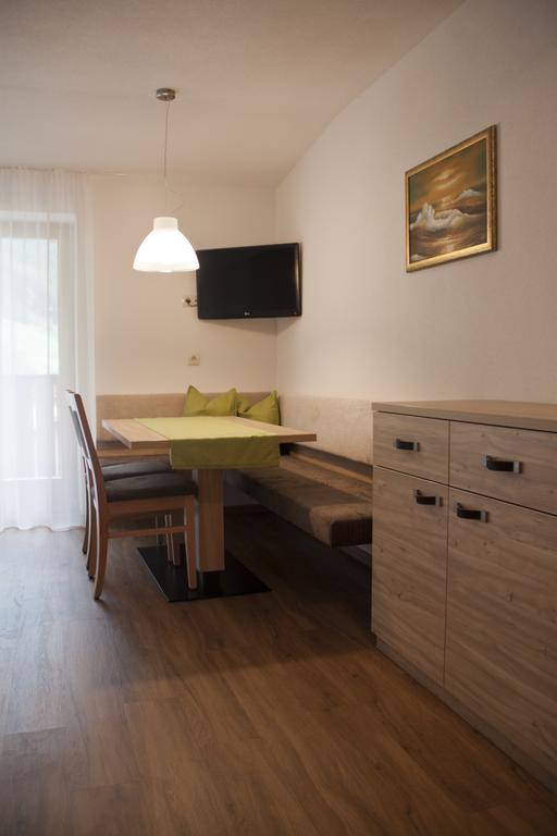 Garni Appartement Alpenresidence カディピエトラ 部屋 写真