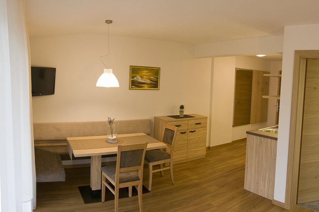 Garni Appartement Alpenresidence カディピエトラ 部屋 写真